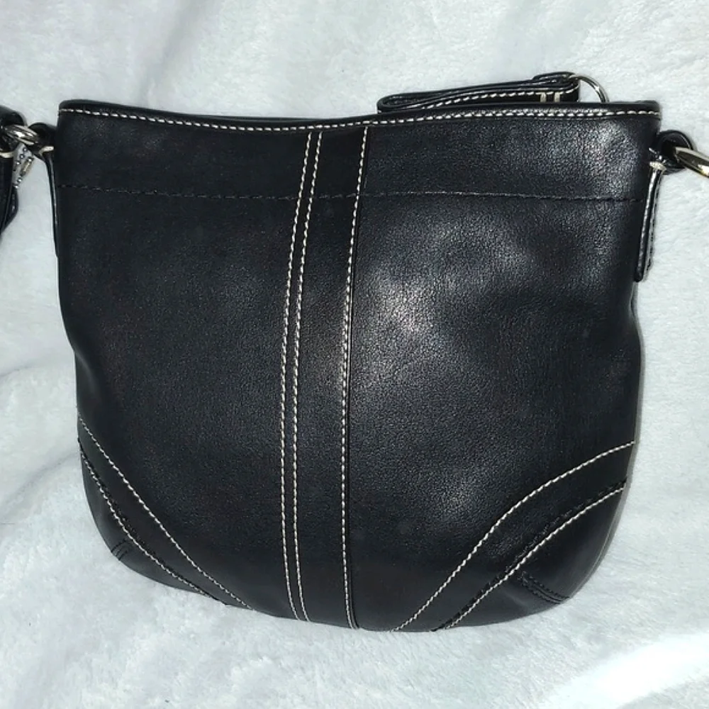 COACH Soho Black Leather Swingpack Small Crossbody Bag